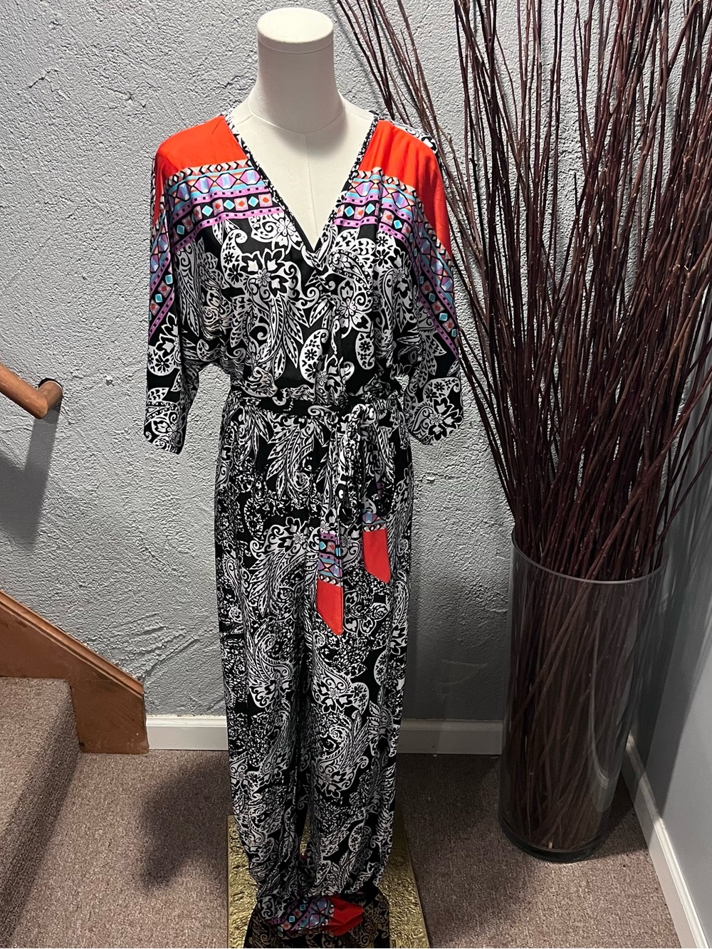 🌺VENUS BLACK AND WHITE PAISLEY PRINT JUMPSUIT SIZE LARGE🌺